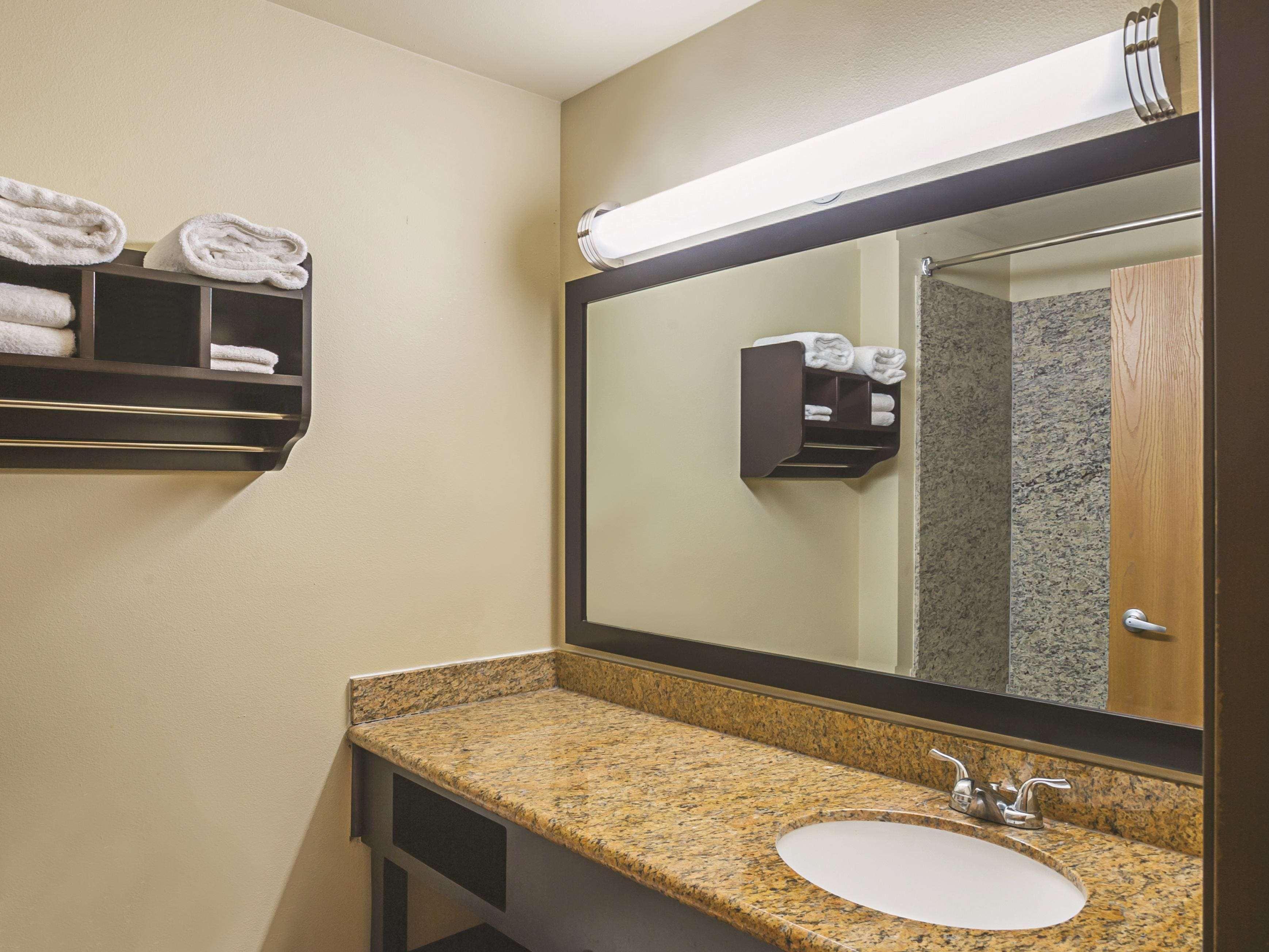 La Quinta Inn By Wyndham Olympia - Lacey Luaran gambar