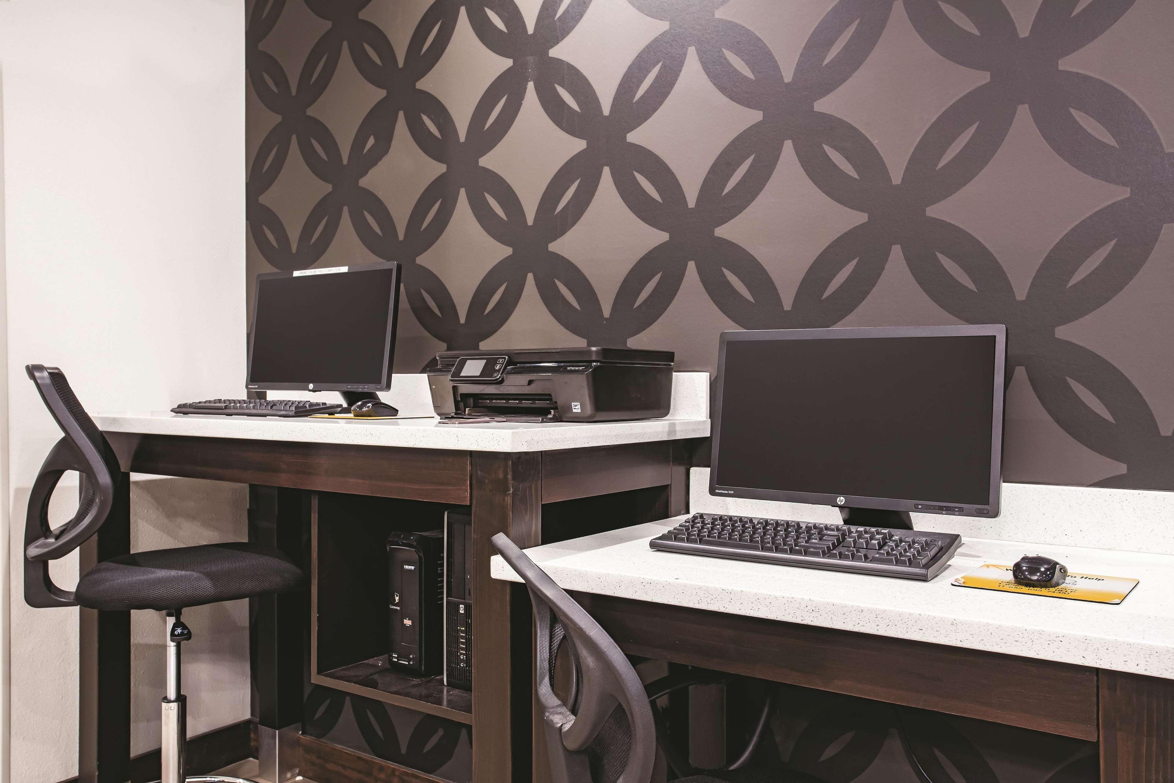La Quinta Inn By Wyndham Olympia - Lacey Luaran gambar